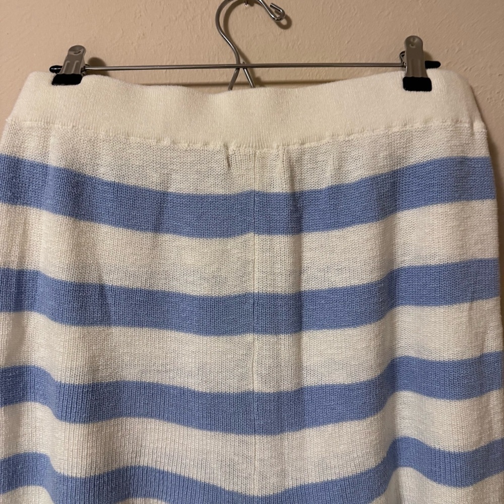 Free-est blue white striped knot shorts Size XL - Picture 7 of 8